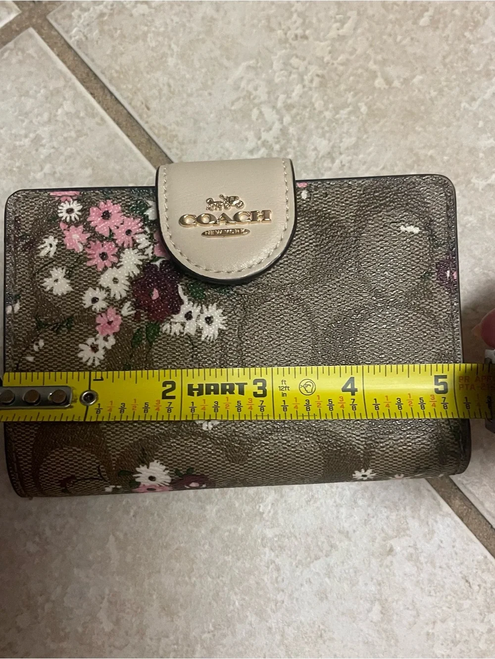 Coach Medium Corner Zip Wallet in Signature Evergreen Floral C3773